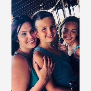 Meet your Posher, Eli